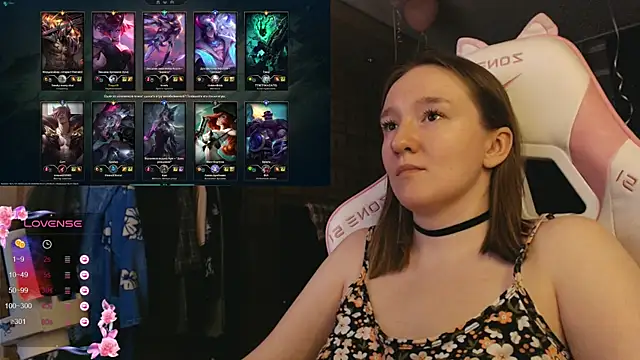 MoonlishSiren online show from 01-13-26, 06:34