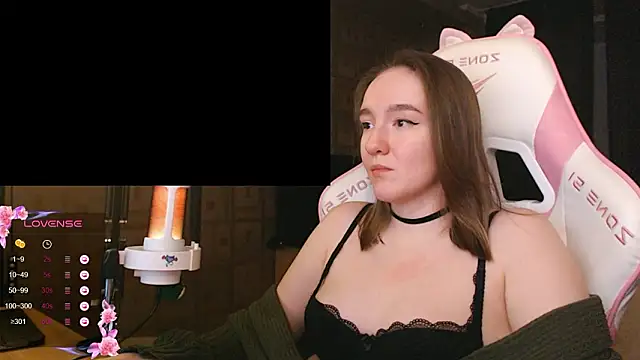 MoonlishSiren online show from 02-04-26, 08:15