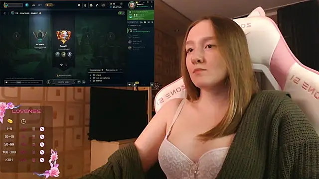 MoonlishSiren online show from 10-09-25, 08:09