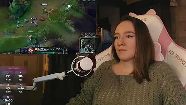 MoonlishSiren online show from 03-31-26, 09:06