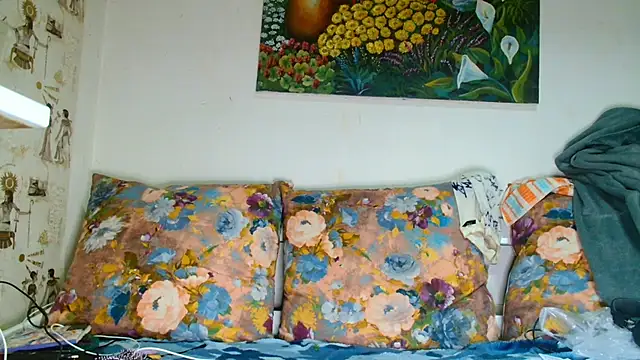 Sophie Bell online show from 10-01-25, 04:44