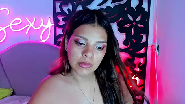 Snapshot of your_little_naughty1 chatting on 12-28-24, 09:42 your little naughty1 online show from 12-28-24, 09:42