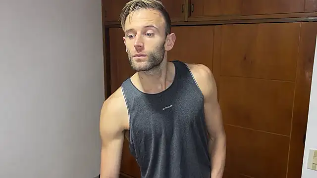 aquilesmade online show from 12-29-24, 04:18