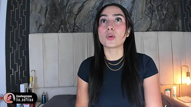 lia sofiia online show from 12-22-25, 09:31