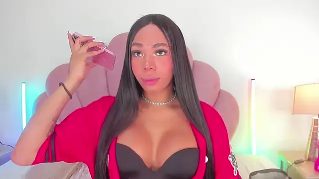 Nicole Paradise online show from 04-07-26, 01:02