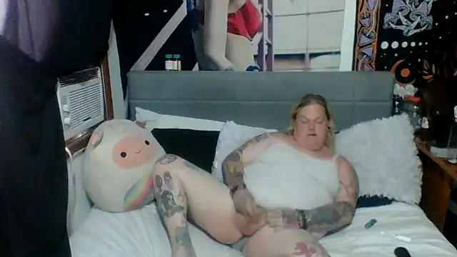Snapshot of Trans_Girl_next_door420 chatting on 07-02-26, 10:38 Trans Girl next door420 online show from 07-02-26, 10:38