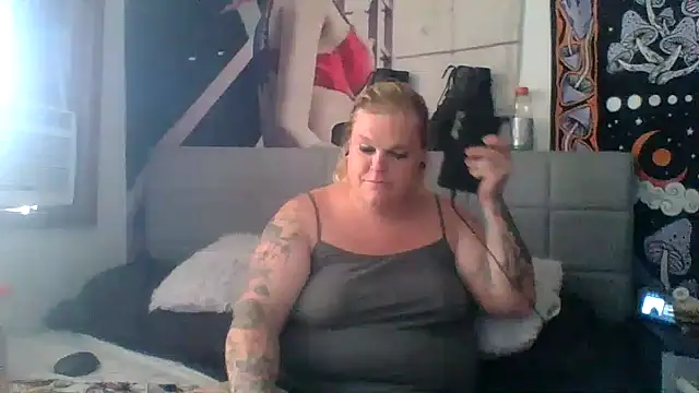 Snapshot of Trans_Girl_next_door420 chatting on 07-10-26, 10:10 Trans Girl next door420 online show from 07-10-26, 10:10