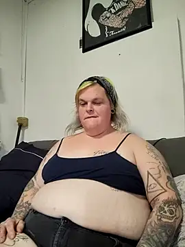 Snapshot of Trans_Girl_next_door420 chatting on 04-12-26, 07:17 Trans Girl next door420 online show from 04-12-26, 07:17