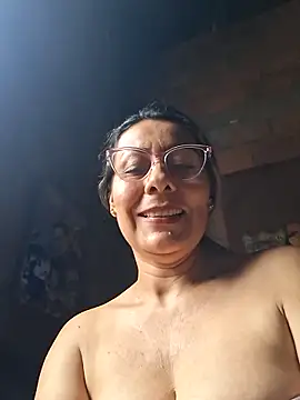 Mia-funny20 online show from 04-17-26, 08:55