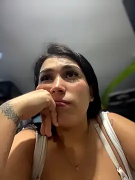 emma  cute   online show from 03-25-26, 11:20