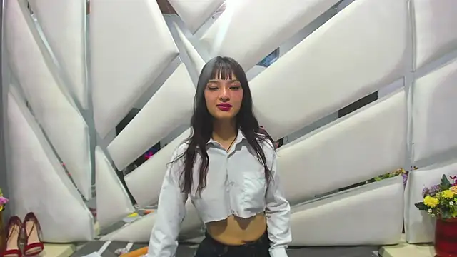 Aurora 18 online show from 02-25-25, 09:04