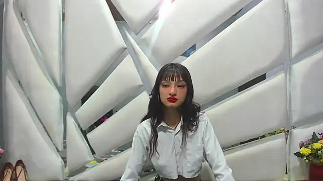 Aurora 18 online show from 02-23-25, 12:30