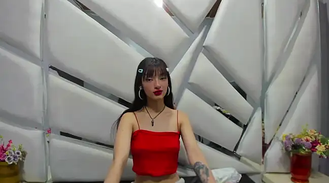 Aurora 18 online show from 03-18-25, 08:59