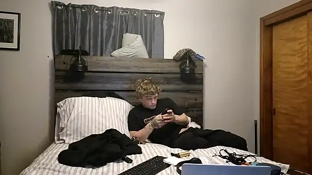 SpAzZ1234 online show from 03-25-26, 03:50