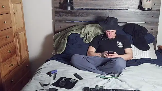 SpAzZ1234 online show from 02-14-26, 12:38