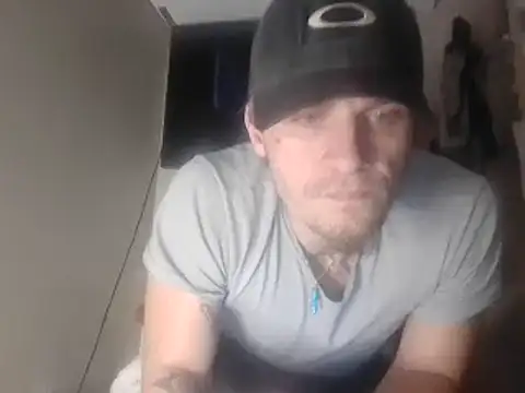 Snapshot of SpAzZ1234 chatting on 03-15-25, 10:33 SpAzZ1234 online show from 03-15-25, 10:33