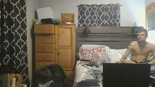 Snapshot of SpAzZ1234 chatting on 03-11-25, 09:45 SpAzZ1234 online show from 03-11-25, 09:45