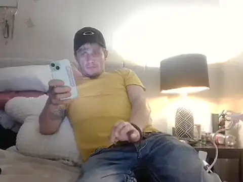 Snapshot of SpAzZ1234 chatting on 03-10-25, 11:38 SpAzZ1234 online show from 03-10-25, 11:38