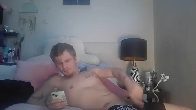 Snapshot of SpAzZ1234 chatting on 03-17-25, 06:11 SpAzZ1234 online show from 03-17-25, 06:11