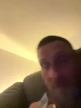 Snapshot of Bro4bro0040 chatting on 01-08-26, 05:41 Bro4bro0040 online show from 01-08-26, 05:41