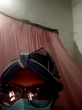 Aash Slave Boy online show from 03-17-26, 12:35