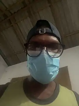 Snapshot of Aash_Slave_Boy chatting on 02-11-26, 07:36 Aash Slave Boy online show from 02-11-26, 07:36