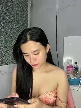 Snapshot of Ana-bigboobs chatting on 11-05-25, 04:48 Ana-bigboobs online show from 11-05-25, 04:48