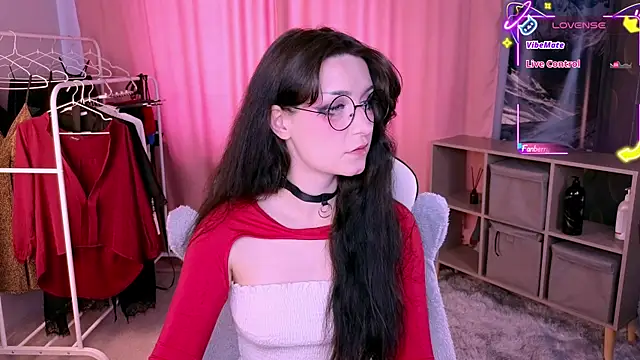 Molly Sunshine online show from 10-08-25, 11:01