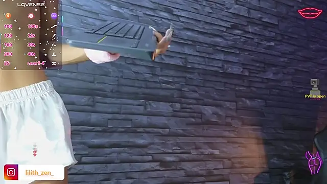 Snapshot of Lilith_Zen chatting on 02-27-25, 04:02 Lilith Zen online show from 02-27-25, 04:02