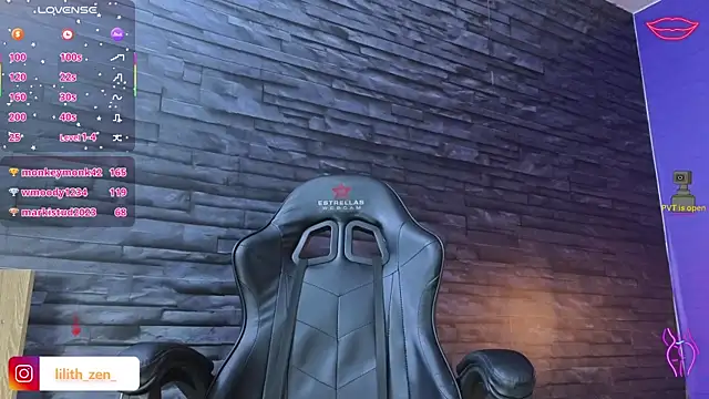 Snapshot of Lilith_Zen chatting on 03-03-25, 06:31 Lilith Zen online show from 03-03-25, 06:31