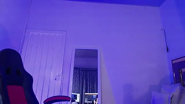 alejandrafitt online show from 11-20-25, 03:29