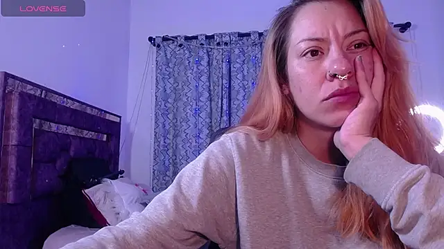 alejandrafitt online show from 06-17-26, 04:34