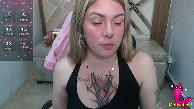Paula b  online show from 05-11-26, 02:56