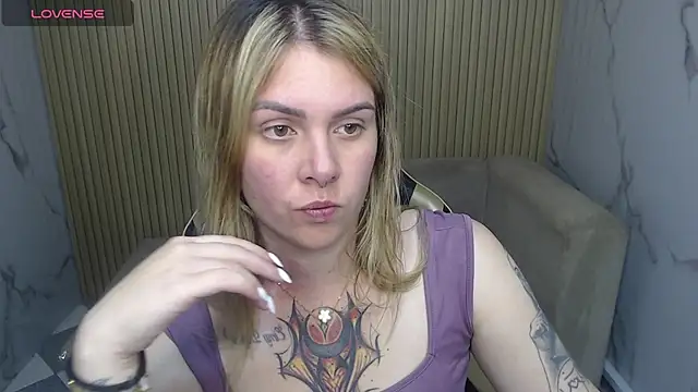 Paula b  online show from 06-25-26, 01:16