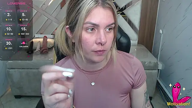 Paula b  online show from 06-17-26, 12:48