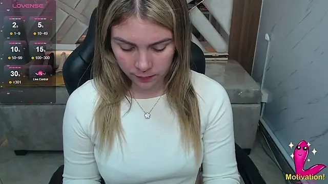 Paula b  online show from 06-18-26, 12:54