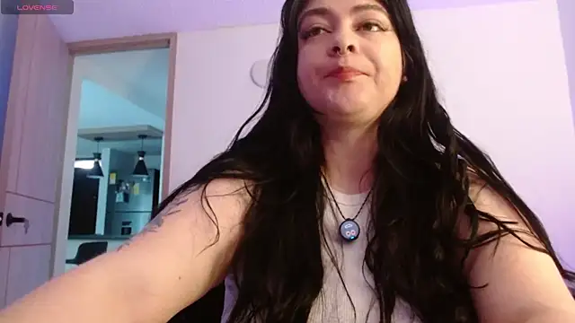 Layna cold online show from 03-11-26, 12:10