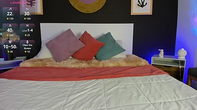 VioletPaket online show from 04-10-26, 11:39