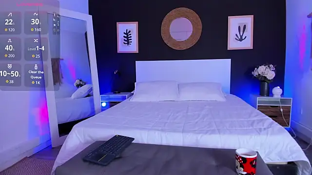 VioletPaket online show from 03-26-26, 11:41