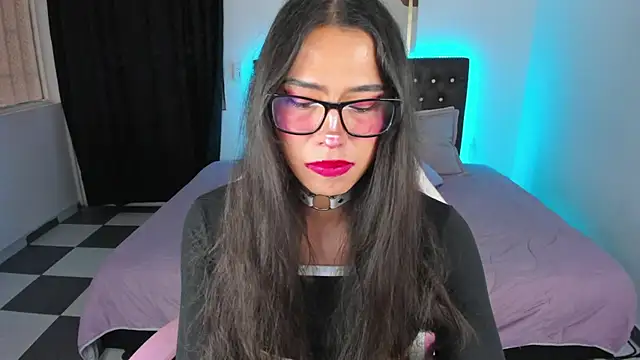 Snapshot of paula_kawaiifu_ chatting on 02-27-25, 05:16 paula kawaiifu online show from 02-27-25, 05:16