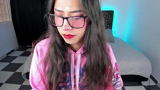 Snapshot of paula_kawaiifu_ chatting on 03-08-25, 04:39 paula kawaiifu online show from 03-08-25, 04:39