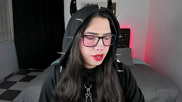 Snapshot of paula_kawaiifu_ chatting on 03-22-25, 02:03 paula kawaiifu online show from 03-22-25, 02:03