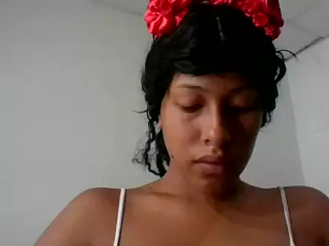 Kitra New online show from 03-07-25, 03:07