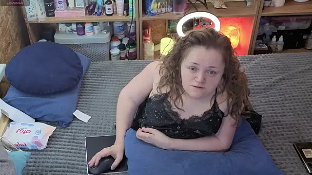 MiniNatalie online show from 03-25-26, 05:18