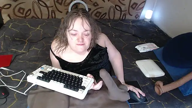 Snapshot of MiniNatalie chatting on 03-17-25, 01:03 MiniNatalie online show from 03-17-25, 01:03