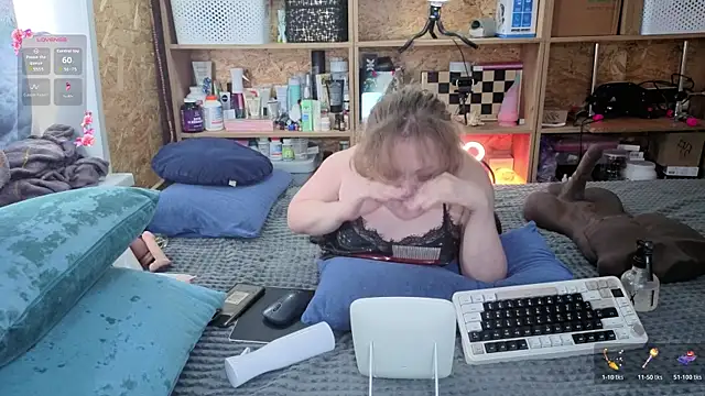 MiniNatalie online show from 03-05-26, 07:05