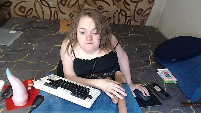 Snapshot of MiniNatalie chatting on 02-26-25, 09:53 MiniNatalie online show from 02-26-25, 09:53