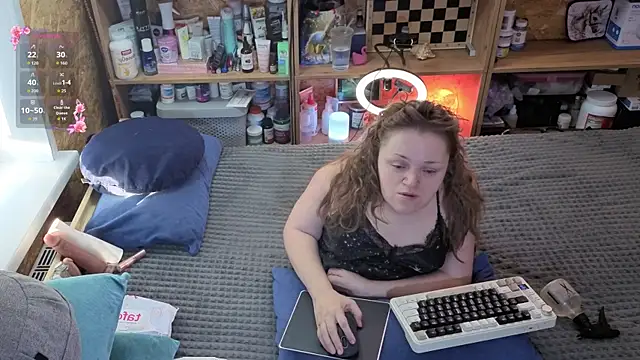 MiniNatalie online show from 04-03-26, 11:49