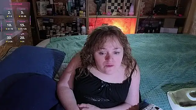 MiniNatalie online show from 11-08-25, 02:09