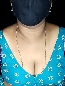 vintage-vibs online show from 11-09-25, 05:55